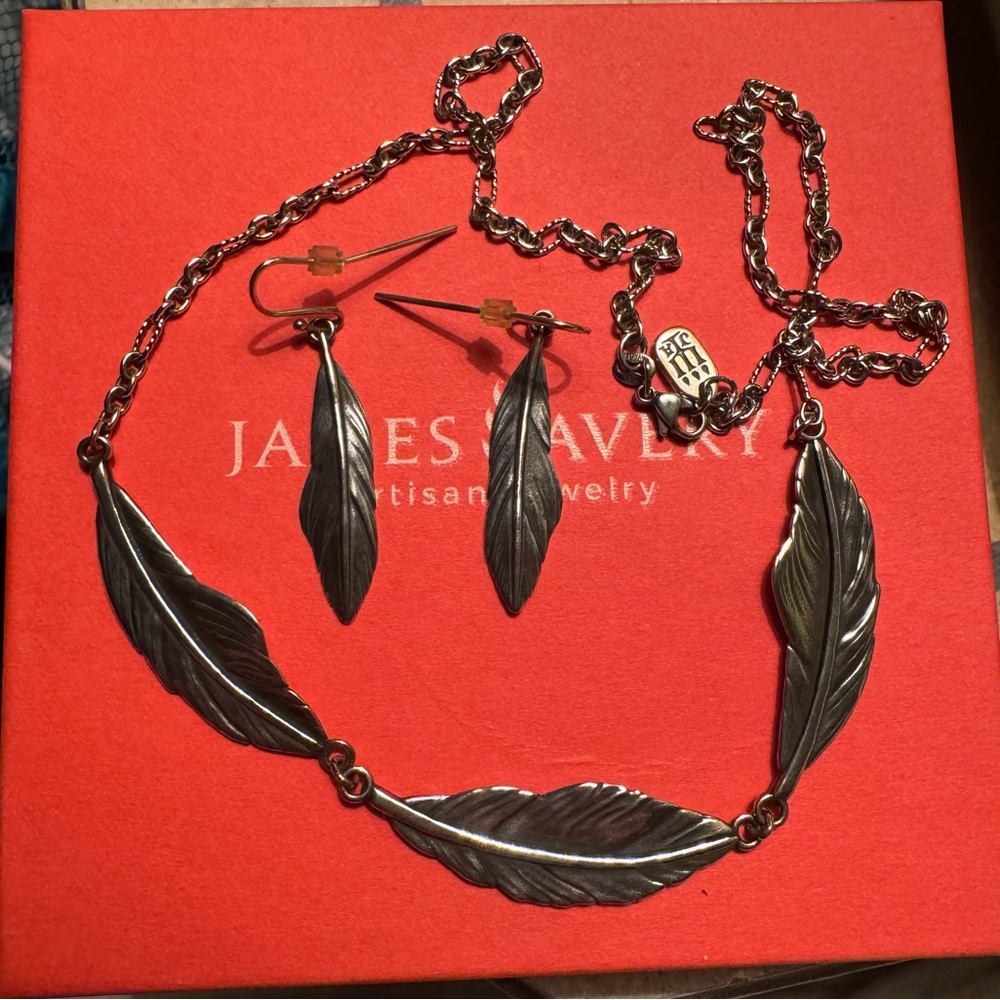 James Avery Retired Feather Set